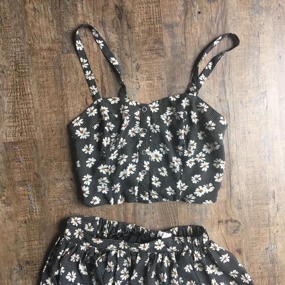 Xhilaration Dresses & Skirts - Co-ord set; skirt and top.